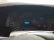 2005 Chevrolet City Express Cargo z VIN 1GCHG39V051157916, wystawiony jako Copart lot #47513004 z przebiegiem 113 112 mil mil oraz Szkoda całkowita • Salvage title. Historia ofert i sprzedaży dostępna na DreamBid. Obrazek 9.