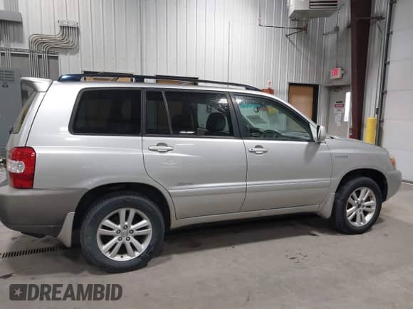 2007 Toyota Highlander w/3rd Row z VIN JTEEW21A070034176, wystawiony jako IAAI lot #43500817 z przebiegiem 216 353 mil mil oraz . Historia ofert i sprzedaży dostępna na DreamBid. Obrazek 6.