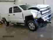 2016 Chevrolet Silverado 2500HD Work Truck z VIN 1GC2KUEG9GZ106291, wystawiony jako Copart lot #63346065 z przebiegiem 280 647 mil mil oraz Szkoda całkowita • Salvage title. Historia ofert i sprzedaży dostępna na DreamBid. Obrazek 4.