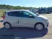 2016 Chevrolet Spark LS z VIN KL8CB6SA2GC569207, wystawiony jako IAAI lot #43328567 z przebiegiem 65 625 mil mil oraz . Historia ofert i sprzedaży dostępna na DreamBid. Obrazek 13.