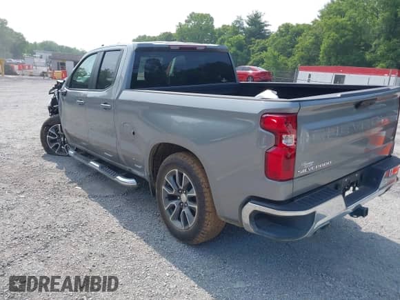 2023 Chevrolet Silverado 1500 LT with VIN 1GCRDDED4PZ296449, listed as a IAAI auction lot 42402216 with 15,540 mi miles and . Bid and sale history available at DreamBid. Image 3.