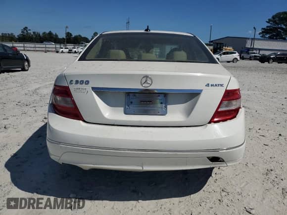 2008 Mercedes-Benz C 300 Sport with VIN WDDGF81X08F168856, listed as a Copart auction lot 84976435 with 206,472 mi miles and Non repairable. Bid and sale history available at DreamBid. Image 6.