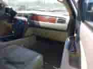 2009 Chevrolet Avalanche 2LT with VIN 3GNEC22029G165263, listed as a IAAI auction lot 41812096 with 206,530 mi miles and . Bid and sale history available at DreamBid. Image 5.