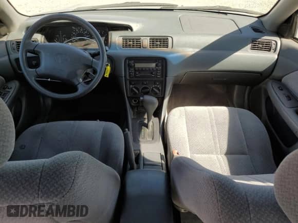 2000 Toyota Camry LE with VIN 4T1BF22K7YU112165, listed as a Copart auction lot 82239315 with 408,519 mi miles and Salvage title. Bid and sale history available at DreamBid. Image 8.