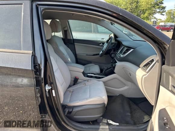 2018 Hyundai Tucson SEL с VIN KM8J3CA46JU752886, выставлен на аукционе IAAI как лот 42841642 с пробегом 88 473 миль миль и . История ставок и продаж доступна на DreamBid. Изображение 5.