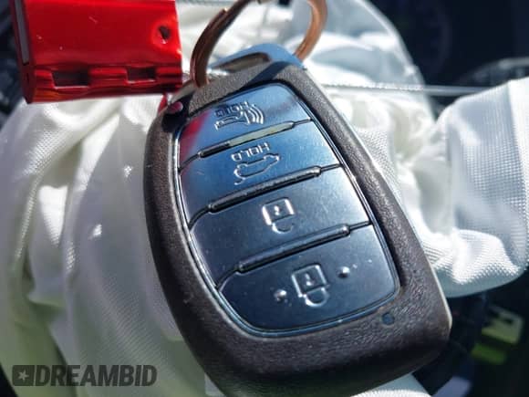 2018 Hyundai Tucson Sport с VIN KM8J33AL1JU800561, выставлен на аукционе IAAI как лот 42471795 с пробегом 81 809 миль миль и . История ставок и продаж доступна на DreamBid. Изображение 11.