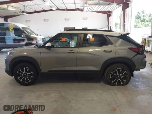 2023 Chevrolet TrailBlazer ACTIV with VIN KL79MVSL3PB205100, listed as a IAAI auction lot 42929117 with Not provided miles and . Bid and sale history available at DreamBid. Image 13.