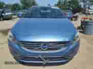2015 Volvo S60 T5 Drive-E Platinum с VIN YV126MFMXF1345977, выставлен на аукционе Copart как лот 62184635 с пробегом 65 341 миль миль и Списание • Salvage title. История ставок и продаж доступна на DreamBid. Изображение 5.