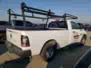 2016 Ram 1500 z VIN 3C6JR6DMXGG329425, wystawiony jako Copart lot #83474654 z przebiegiem 268 690 mil mil oraz Czysty tytuł • Clean title. Historia ofert i sprzedaży dostępna na DreamBid. Obrazek 3.