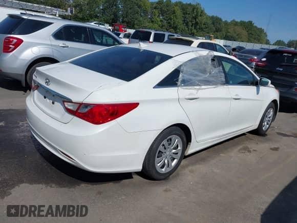 2012 Hyundai Sonata GLS with VIN 5NPEB4AC4CH330540, listed as a IAAI auction lot 43184303 with 290,826 mi miles and . Bid and sale history available at DreamBid. Image 4.
