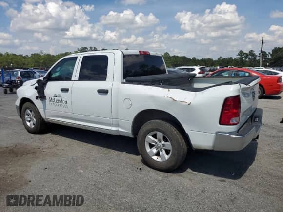 2022 Ram 1500 Tradesman z VIN 3C6RR7KG5NG310607, wystawiony jako Copart lot #66278625 z przebiegiem 47 034 mil mil oraz Szkoda całkowita • Salvage title. Historia ofert i sprzedaży dostępna na DreamBid. Obrazek 2.