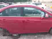 2012 Chevrolet Sonic LT z VIN 1G1JD5SBXC4177472, wystawiony jako IAAI lot #42549568 z przebiegiem 289 323 mil mil oraz . Historia ofert i sprzedaży dostępna na DreamBid. Obrazek 14.