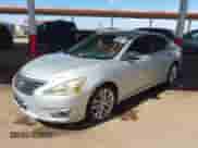 2015 Nissan Altima S z VIN 1N4AL3AP3FC191161, wystawiony jako IAAI lot #43221779 z przebiegiem 246 796 mil mil oraz . Historia ofert i sprzedaży dostępna na DreamBid. Obrazek 2.