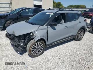 2023 Nissan Kicks SR with VIN 3N1CP5DV3PL560784, listed as a Copart auction lot 71698815 with 14,958 mi miles and Salvage title. Bid and sale history available at DreamBid. Image 1.