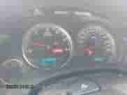 2007 Chevrolet Silverado 2500HD Work Truck z VIN 1GCHK29K07E512335, wystawiony jako IAAI lot #42687129 z przebiegiem 284 147 mil mil oraz . Historia ofert i sprzedaży dostępna na DreamBid. Obrazek 7.