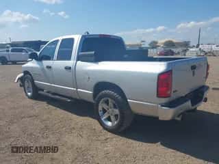 2007 Dodge 1500 SLT with VIN 1D7HA18P87J507021, listed as a IAAI auction lot 43184756 with 129,110 mi miles and . Bid and sale history available at DreamBid. Image 3.