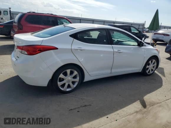 2013 Hyundai Elantra Limited z VIN 5NPDH4AE7DH188133, wystawiony jako Copart lot #81794825 z przebiegiem 99 241 mil mil oraz Szkoda całkowita • Salvage title. Historia ofert i sprzedaży dostępna na DreamBid. Obrazek 3.