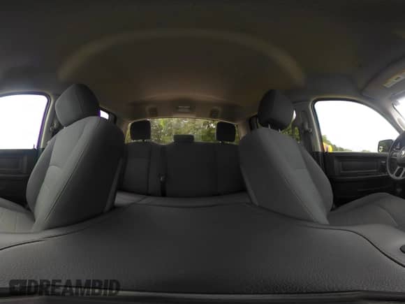 2018 Ram 1500 Tradesman с VIN 1C6RR7FT9JS184388, выставлен на аукционе IAAI как лот 42129524 с пробегом 127 750 миль миль и . История ставок и продаж доступна на DreamBid. Изображение 18.