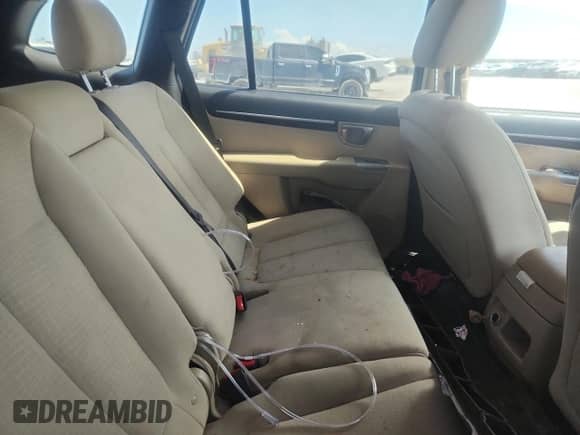 2011 Hyundai Santa Fe GLS с VIN 5XYZG3ABXBG071188, выставлен на аукционе Copart как лот 80054065 с пробегом 272 104 миль миль и Списание • Salvage title. История ставок и продаж доступна на DreamBid. Изображение 11.