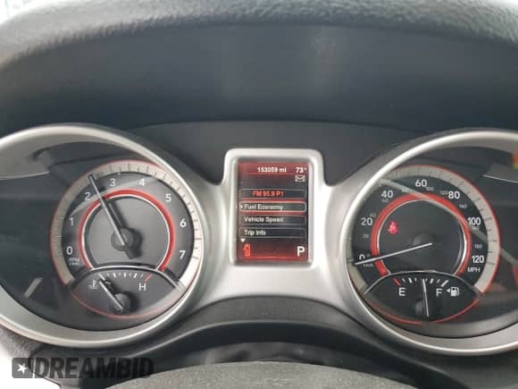2014 Dodge Journey SE with VIN 3C4PDCAB7ET246462, listed as a Copart auction lot 82722925 with 153,059 mi miles and Salvage title. Bid and sale history available at DreamBid. Image 9.