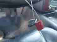 2013 Chevrolet Suburban LT z VIN 1GNSKJE78DR167388, wystawiony jako IAAI lot #43192168 z przebiegiem 84 463 mil mil oraz . Historia ofert i sprzedaży dostępna na DreamBid. Obrazek 11.