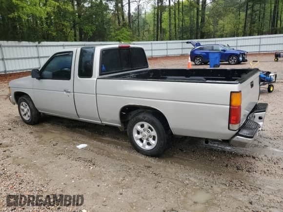1996 Nissan Frontier XE с VIN 1N6SD16SXTC308255, выставлен на аукционе Copart как лот 53027865 с пробегом 299 424 миль миль и Чистый • Clean title. История ставок и продаж доступна на DreamBid. Изображение 2.