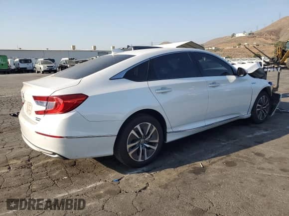 2020 Honda Accord Touring с VIN 1HGCV3F9XLA017152, выставлен на аукционе Copart как лот 68588315 с пробегом 79 518 миль миль и Списание • Salvage title. История ставок и продаж доступна на DreamBid. Изображение 3.