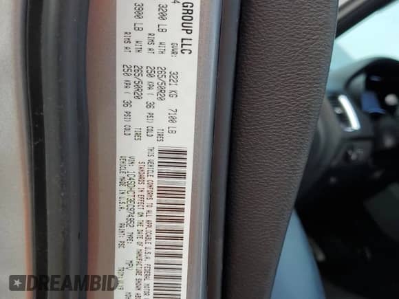 2014 Dodge Durango R/T with VIN 1C4SDHCT3EC974952, listed as a Copart auction lot 68077415 with 173,296 mi miles and Clean title. Bid and sale history available at DreamBid. Image 14.