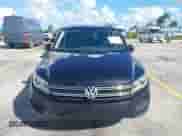 2017 Volkswagen Tiguan Wolfsburg Edition с VIN WVGRV7AX6HW507292, выставлен на аукционе IAAI как лот 43558648 с пробегом 60 125 миль миль и . История ставок и продаж доступна на DreamBid. Изображение 12.