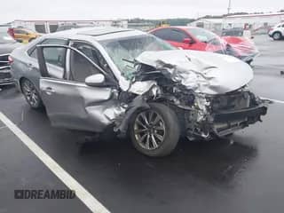 2017 Toyota Camry SE with VIN 4T1BF1FK4HU780638, listed as a IAAI auction lot 43327476 with 104,542 mi miles and . Bid and sale history available at DreamBid. Image 1.