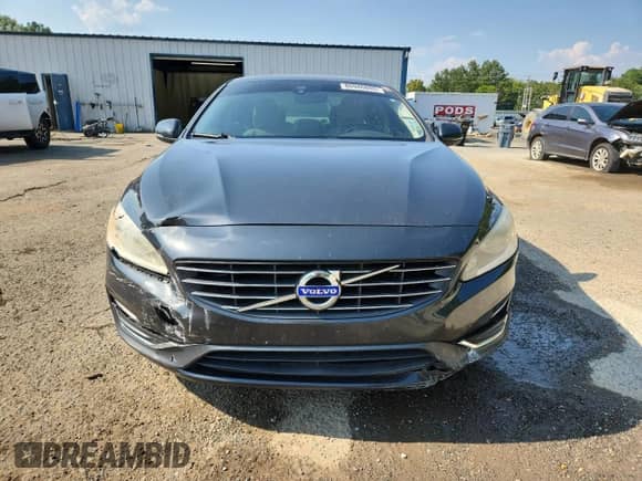 2015 Volvo S60 T5 Drive-E Premier with VIN YV140MFK7F1346612, listed as a Copart auction lot 80946095 with 130,344 mi miles and Salvage title. Bid and sale history available at DreamBid. Image 5.