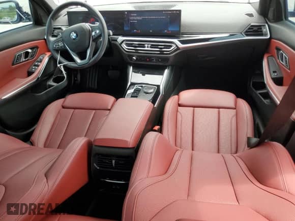 2023 BMW 3 Series 330i z VIN 3MW69FF09P8D49889, wystawiony jako Copart lot #57642005 z przebiegiem 38 249 mil mil oraz Szkoda całkowita • Salvage title. Historia ofert i sprzedaży dostępna na DreamBid. Obrazek 8.