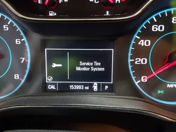 2017 Chevrolet Cruze Premier z VIN 1G1BF5SM9H7204702, wystawiony jako IAAI lot #43124653 z przebiegiem 153 993 mil mil oraz . Historia ofert i sprzedaży dostępna na DreamBid. Obrazek 15.