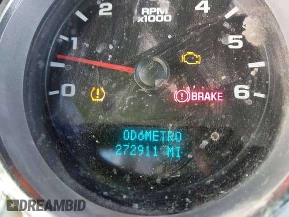 2007 GMC Sierra 1500 SLE1 z VIN 3GTEC13J07G557245, wystawiony jako IAAI lot #43203354 z przebiegiem 272 911 mil mil oraz . Historia ofert i sprzedaży dostępna na DreamBid. Obrazek 15.