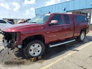 2013 Chevrolet Silverado 1500 LT z VIN 1GCRKSE7XDZ344648, wystawiony jako Copart lot #80633975 z przebiegiem 219 492 mil mil oraz Czysty tytuł • Clean title. Historia ofert i sprzedaży dostępna na DreamBid. Obrazek 1.