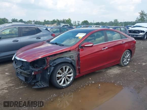 2012 Hyundai Sonata SE with VIN 5NPEC4ABXCH402572, listed as a IAAI auction lot 42875412 with 160,785 mi miles and . Bid and sale history available at DreamBid. Image 2.