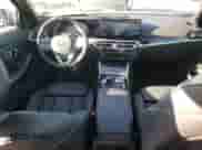 2023 BMW 3 Series 330e xDrive z VIN 3MW39FS0XP8C81322, wystawiony jako Copart lot #47655915 z przebiegiem 12 650 mil mil oraz Szkoda całkowita • Salvage title. Historia ofert i sprzedaży dostępna na DreamBid. Obrazek 8.