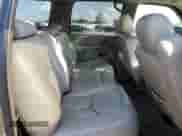 2005 Chevrolet Suburban LT z VIN 3GNEC16Z05G147552, wystawiony jako Copart lot #74532414 z przebiegiem 187 867 mil mil oraz Szkoda całkowita • Salvage title. Historia ofert i sprzedaży dostępna na DreamBid. Obrazek 12.