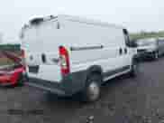 2015 Ram ProMaster Cargo с VIN 3C6TRVNG1FE517742, выставлен на аукционе IAAI как лот 42163676 с пробегом 148 041 миль миль и . История ставок и продаж доступна на DreamBid. Изображение 4.
