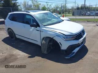 2022 Volkswagen Tiguan SE R-Line Black с VIN 3VV8B7AXXNM095478, выставлен на аукционе IAAI как лот 42056142 с пробегом 24 609 миль миль и . История ставок и продаж доступна на DreamBid. Изображение 1.