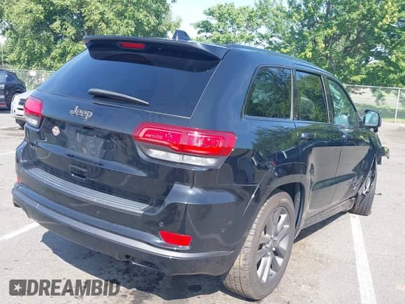 2019 Jeep Grand Cherokee High Altitude with VIN 1C4RJFCG6KC578105, listed as a IAAI auction lot 42858122 with 98,402 mi miles and . Bid and sale history available at DreamBid. Image 4.