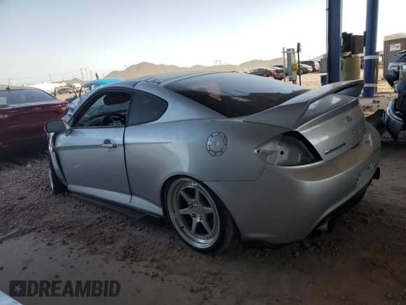 2008 Hyundai Tiburon GT with VIN KMHHN66F78U294564, listed as a Copart auction lot 47364515 with 120,373 mi miles and Salvage title. Bid and sale history available at DreamBid. Image 2.
