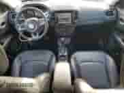 2020 Jeep Compass Limited z VIN 3C4NJDCB5LT137966, wystawiony jako Copart lot #84068285 z przebiegiem 58 183 mil mil oraz Szkoda całkowita • Salvage title. Historia ofert i sprzedaży dostępna na DreamBid. Obrazek 8.