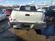 2004 Toyota Tundra SR5 z VIN 5TBBT44114S454246, wystawiony jako Copart lot #85520744 z przebiegiem 211 199 mil mil oraz Szkoda całkowita • Salvage title. Historia ofert i sprzedaży dostępna na DreamBid. Obrazek 6.