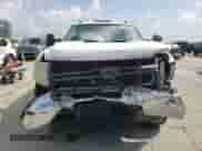 2011 Chevrolet Silverado 3500HD Work Truck с VIN 1GC4KZC81BF130600, выставлен на аукционе Copart как лот 53819535 с пробегом Не указан миль и Списание • Salvage title. История ставок и продаж доступна на DreamBid. Изображение 5.