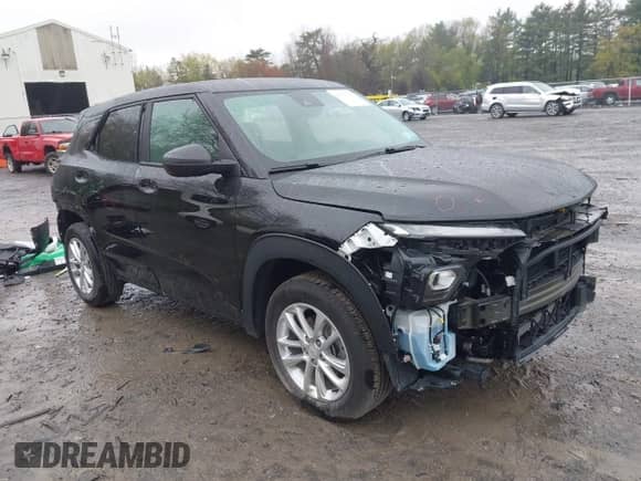 2024 Chevrolet TrailBlazer LS z VIN KL79MNSL9RB160604, wystawiony jako IAAI lot #42172217 z przebiegiem 8 756 mil mil oraz . Historia ofert i sprzedaży dostępna na DreamBid. Obrazek 1.