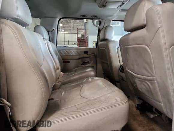 2006 Cadillac Escalade ESV с VIN 3GYFK66N76G123433, выставлен на аукционе Copart как лот 66963475 с пробегом 315 852 миль миль и Чистый • Clean title. История ставок и продаж доступна на DreamBid. Изображение 11.