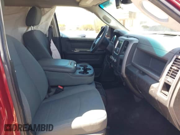 2015 Ram 1500 Tradesman с VIN 1C6RR6KM5FS581595, выставлен на аукционе IAAI как лот 42533980 с пробегом 152 343 миль миль и . История ставок и продаж доступна на DreamBid. Изображение 5.