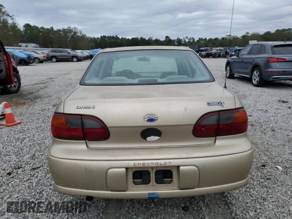 2004 Chevrolet Malibu Classic с VIN 1G1ND52F04M554302, выставлен на аукционе Copart как лот 78465054 с пробегом 213 377 миль миль и Списание • Salvage title. История ставок и продаж доступна на DreamBid. Изображение 6.