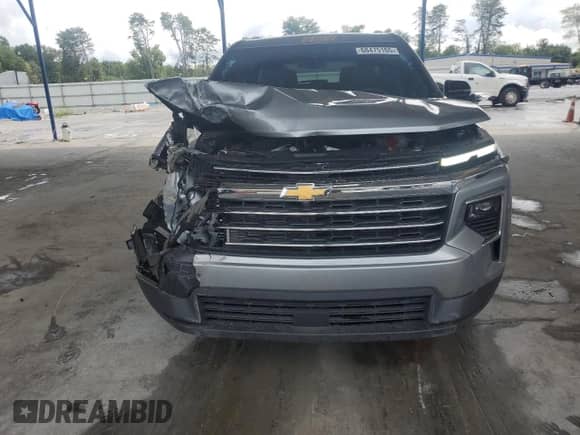 2024 Chevrolet Traverse FWD LT with VIN 1GNERGKS8RJ247641, listed as a Copart auction lot 68475165 with 12,810 mi miles and Salvage title. Bid and sale history available at DreamBid. Image 5.
